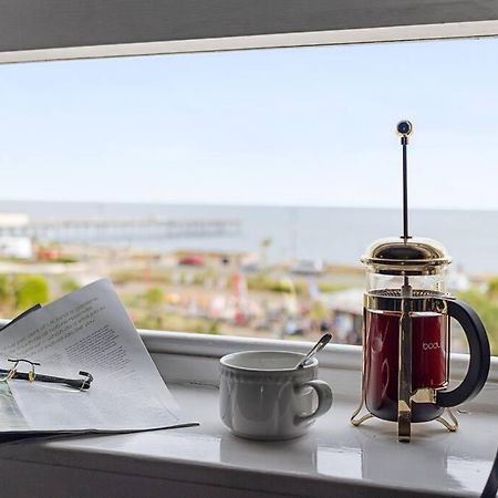 Modern 1 Bed Apartment, Sea Views, Free Parking, Wifi, Netflix 廷茅斯 外观 照片